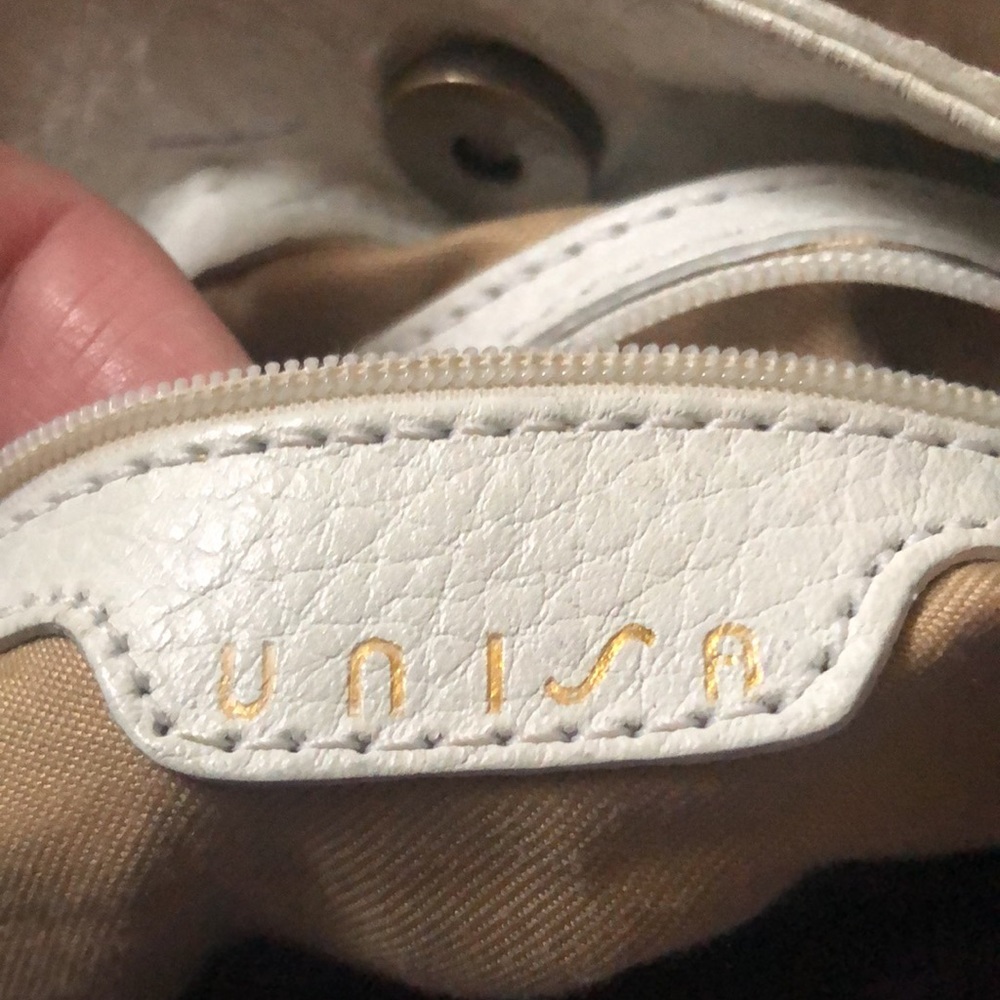 Beautiful leather handbag ๐ - Picture 7 of 12